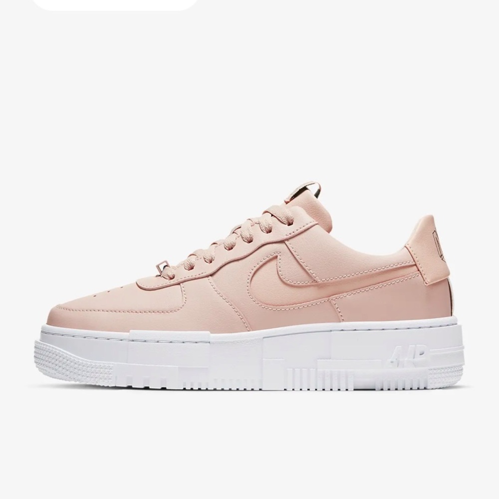 Nike Air Force 1 Pixel
